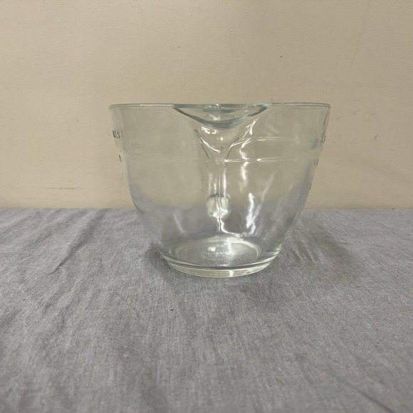 Anchor Hocking 2 Qt 8 Cup Glass Measuring Cup Batter Mixing Bowl USA FS Charity - Picture 3 of 9